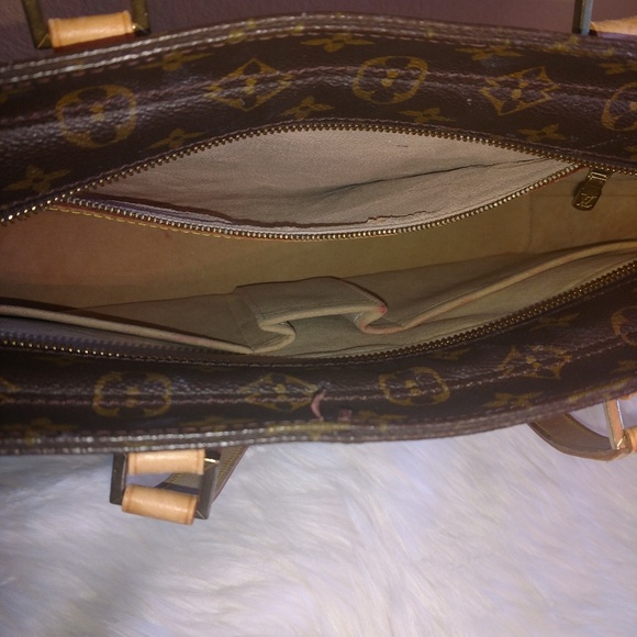 Louis Vuitton Luca Tote - Picture 5 of 8